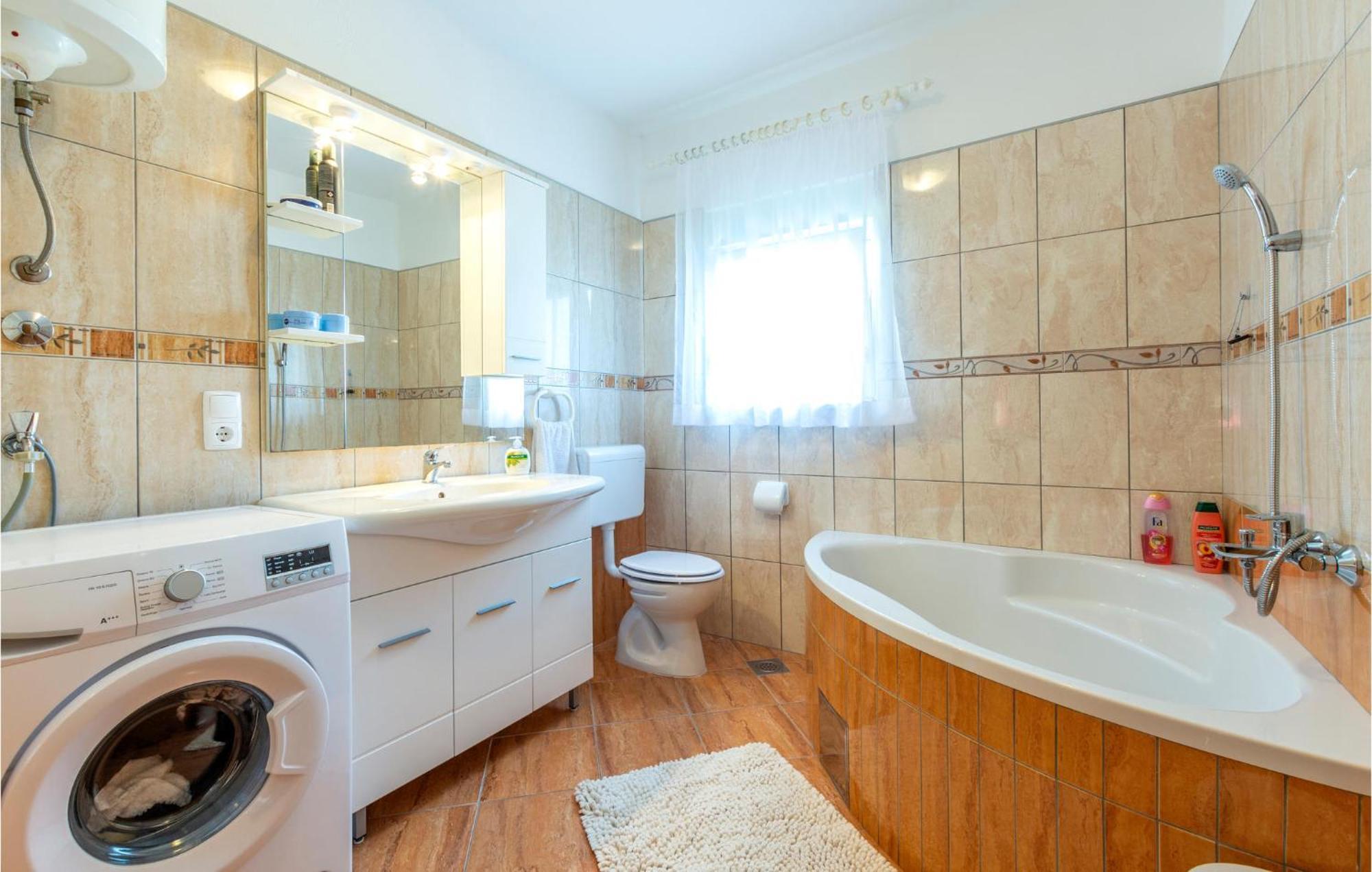 Gorgeous In With Wifi Apartment
